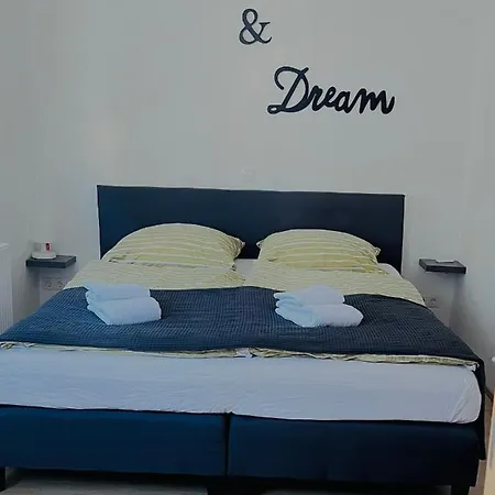 Апартаменты Comfortable New In #koblenz# Direkt Am Rhein Кобленц