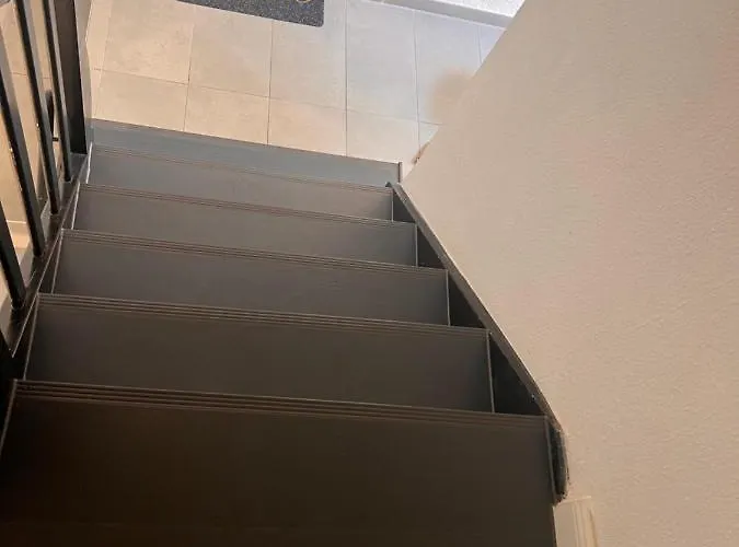 Comfortable New In #koblenz# Direkt Am Rhein Appartamento *